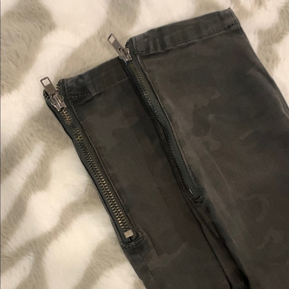 Kut from the Kloth Green Skinny Jeans with Rich Color - Picture 7 of 7